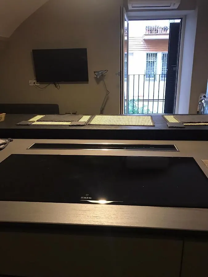 Super Design Appartamento Napoli Centro Con Sky Wifi Veloce E Netflix 0*, Неаполь Италия
