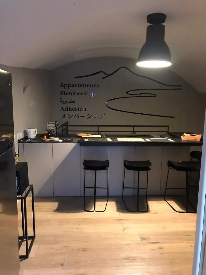 Апартаменты Super Design Appartamento Napoli Centro Con Sky Wifi Veloce E Netflix