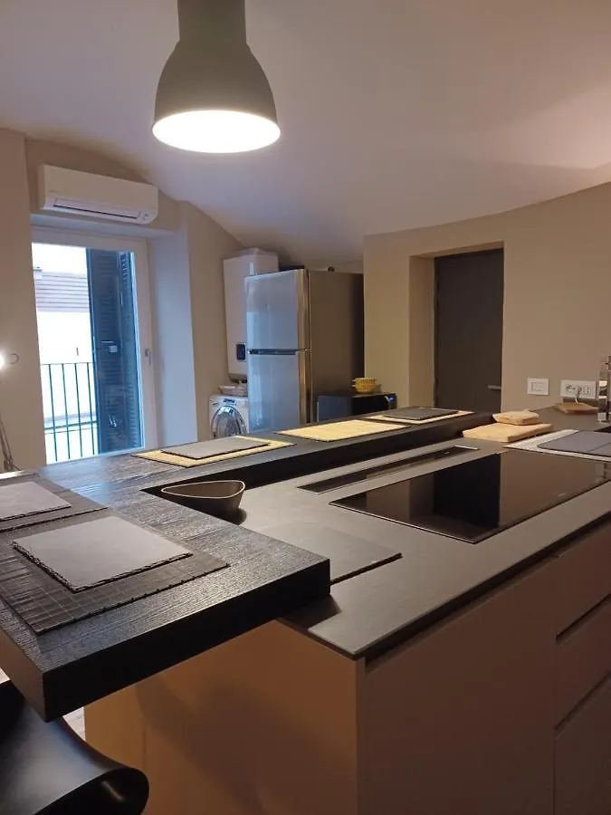 Super Design Appartamento Napoli Centro Con Sky Wifi Veloce E Netflix