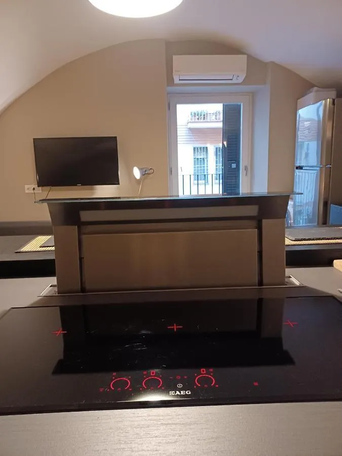 Апартаменты Super Design Appartamento Napoli Centro Con Sky Wifi Veloce E Netflix