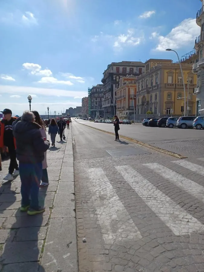 Super Design Appartamento Napoli Centro Con Sky Wifi Veloce E Netflix Неаполь