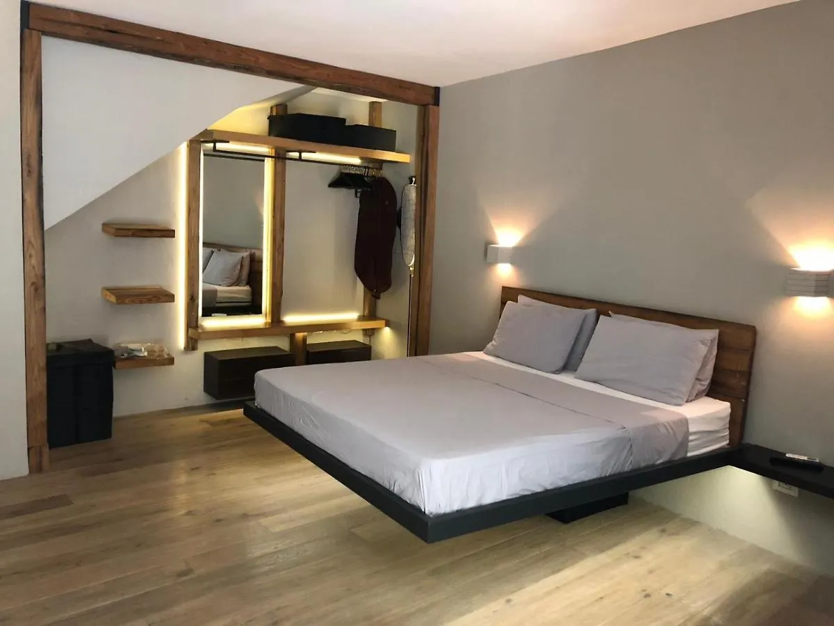 Super Design Appartamento Napoli Centro Con Sky Wifi Veloce E Netflix location